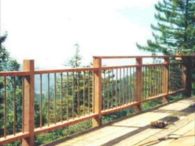 Redwood deck – King’s Mountain5